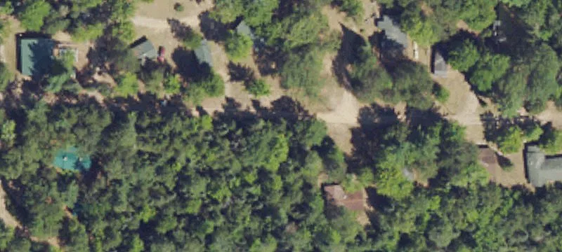 Seven-Cabin Resort