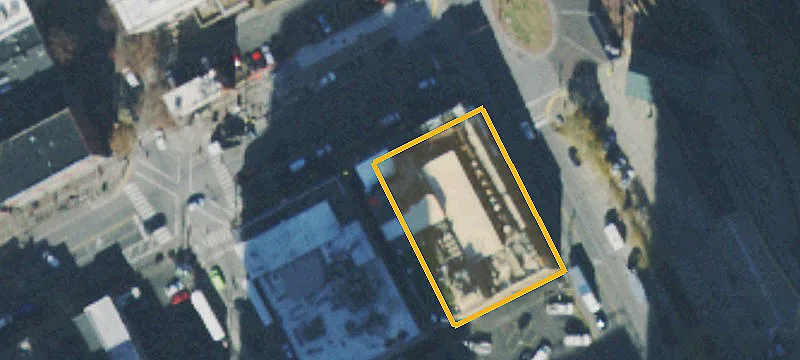 Multi-Level Retail Space with Rooftop