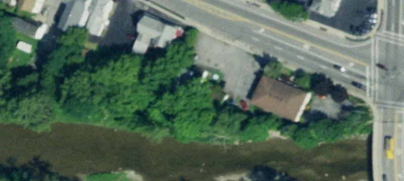 Mixed-Use Property with Apartment
