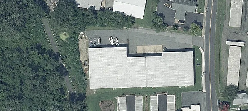 Dock-High Warehouse with Office