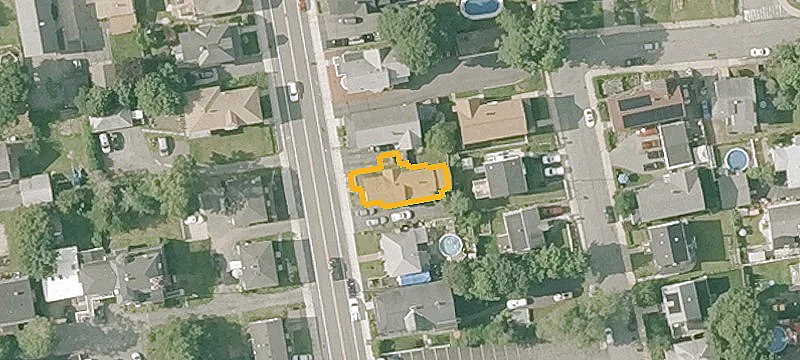 Duplex with Tandem Parking