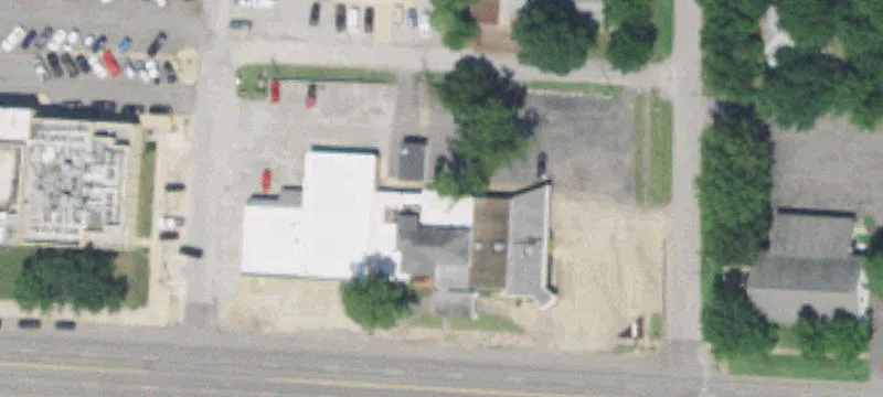 Storefront Property with Kitchen