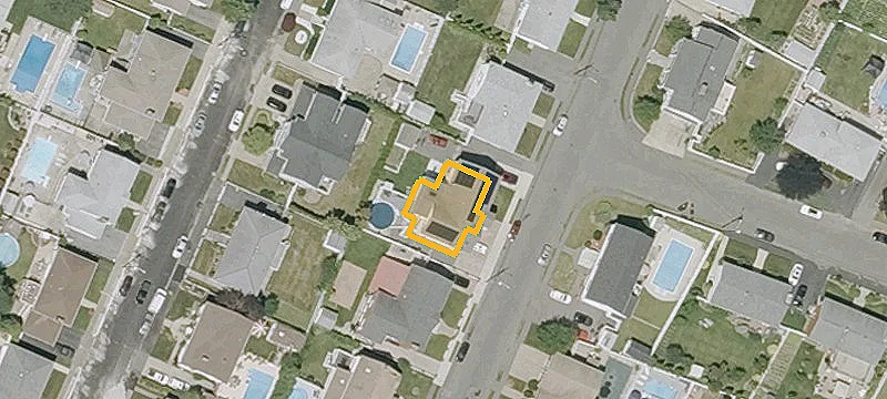Duplex with Finished Lower Level