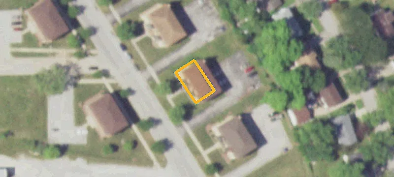 6-Unit Brick Apartment Building