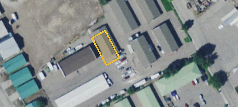 Flex Space with Overhead Door