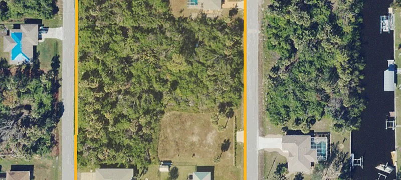 18641 ALPHONSE CIR, PORT CHARLOTTE, FL 33948