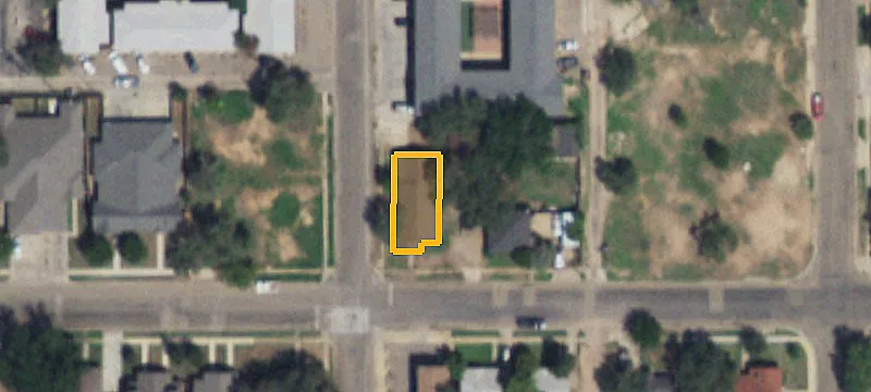 Updated Duplex with Parking