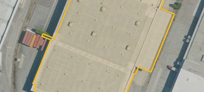 Distribution Center With Fenced Yard