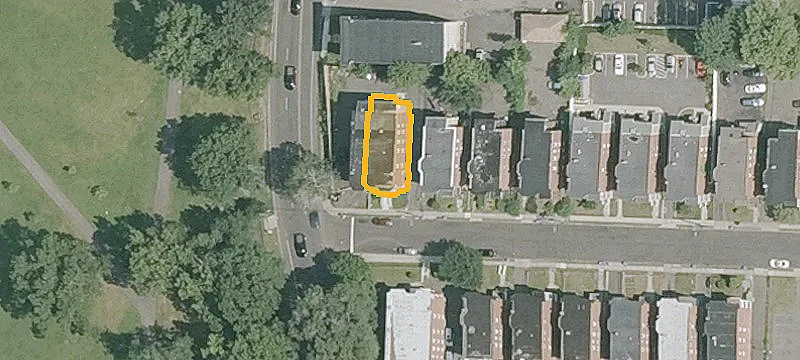 6-Unit Apartment Building