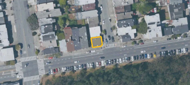 Updated Triplex with Private Entrances