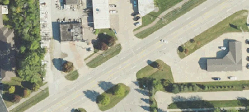Shopping Center With Flexible Suites
