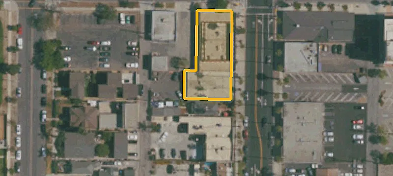 Three-Unit Retail Property