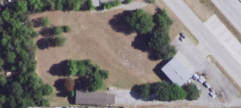 Fenced Automotive Service Property