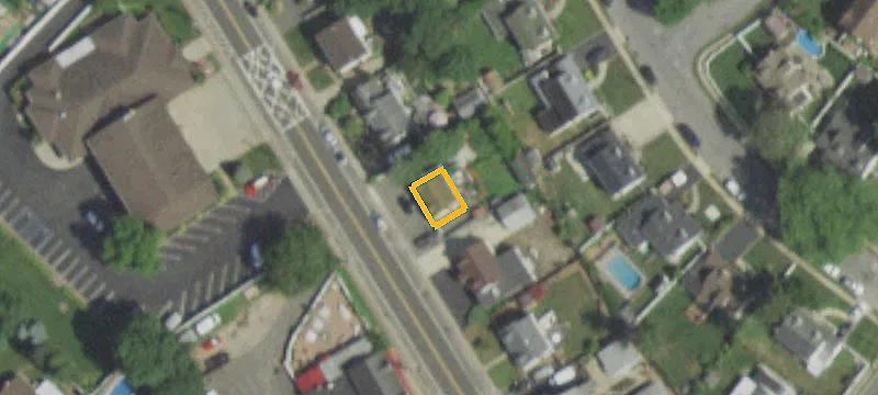 Duplex With Separate-Entry Basement
