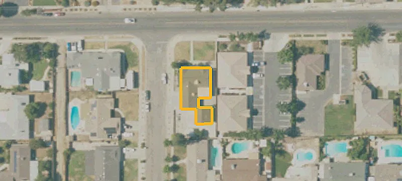 Office Units Near Local Thoroughfares