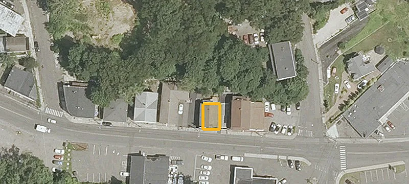 Updated Open-Plan Retail Space