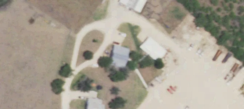 Flex Space With Yard Area