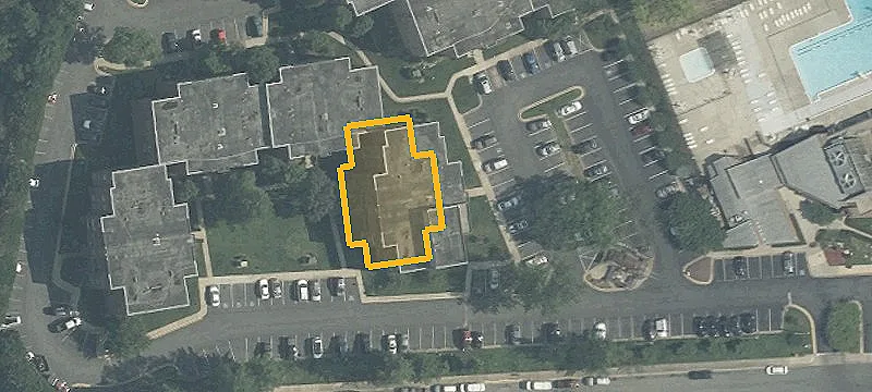 Third-Floor Residential Income Property