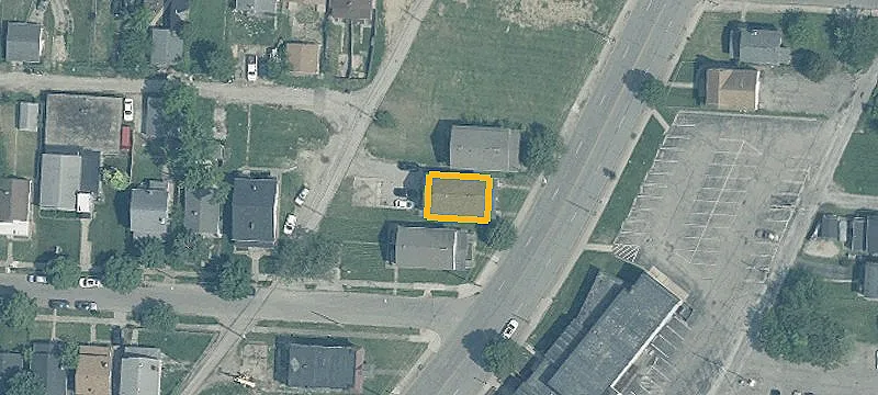 Renovated Duplex With Large Units