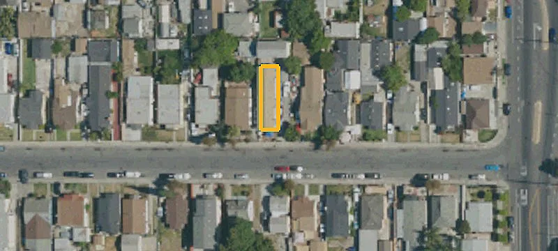 Four-Unit Quadplex Property