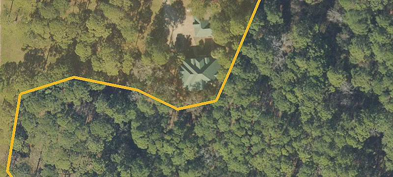 359 Gramercy Plantation Blvd, Eastpoint, FL 32328