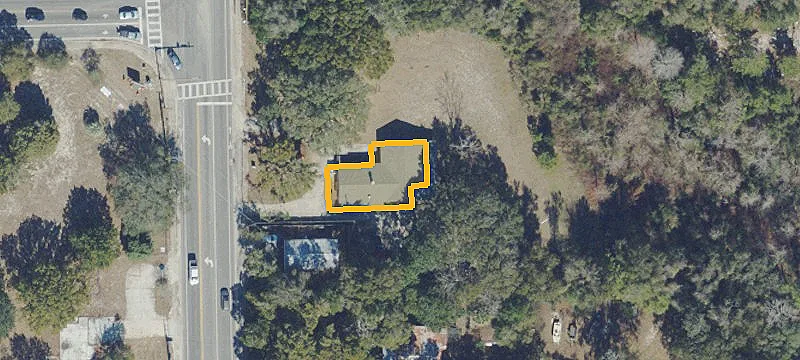 Standalone Mixed-Use Property