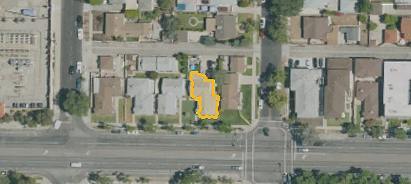 Six-Unit Duplex Property
