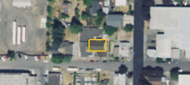 Small-Bay Warehouse with Loading