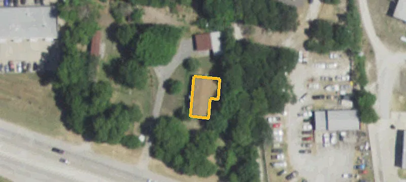 Three-Parcel Commercial Land