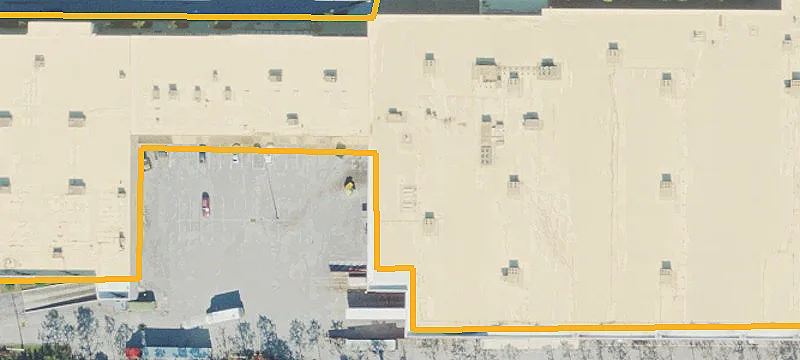 Target-Anchored Shopping Center Space