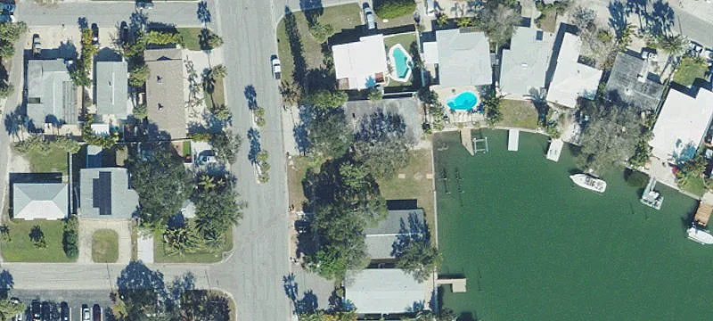 Renovated Canal-Front Triplex