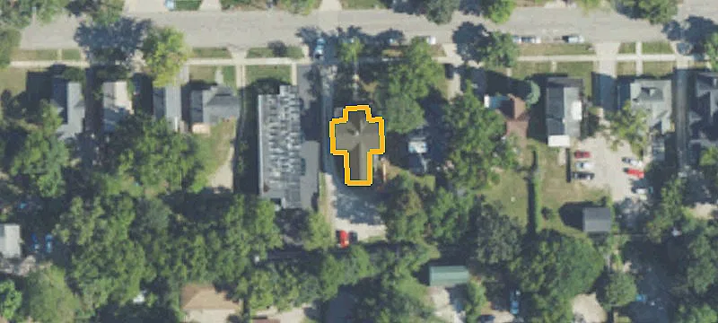 7-Unit Apartment Building