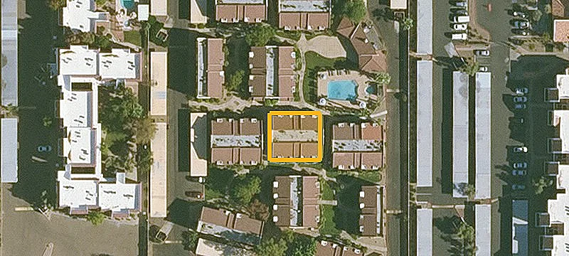 Short-Term Rental Property with Balcony