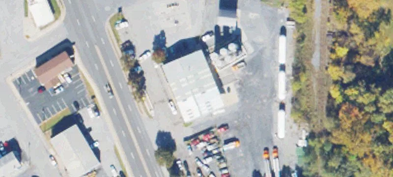 Flex Space With Paved Yard