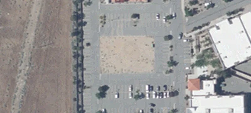 Multi-Tenant Shopping Center