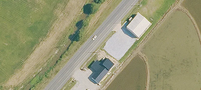 Dual-Building Flex Space