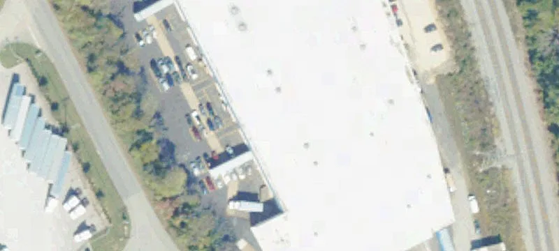 Distribution Center with Dock Doors