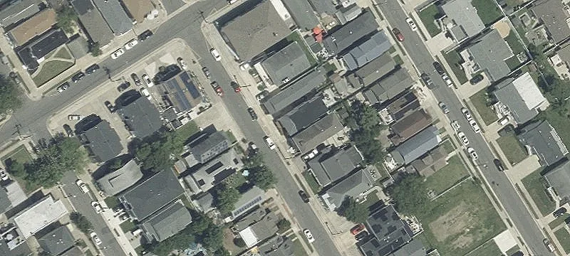 Duplex With Fenced Backyard