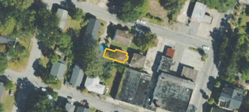7-Unit Multifamily Compound