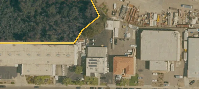 Flex Space with Fenced Yard