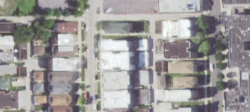 6-Unit Apartment Building