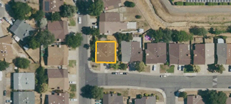 Updated Duplex with Private Yard