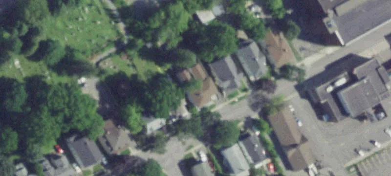 9-Room Multifamily Property