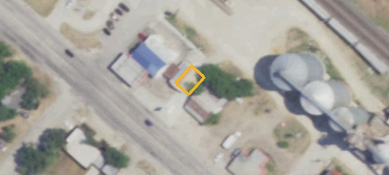 Elevated Commercial Land