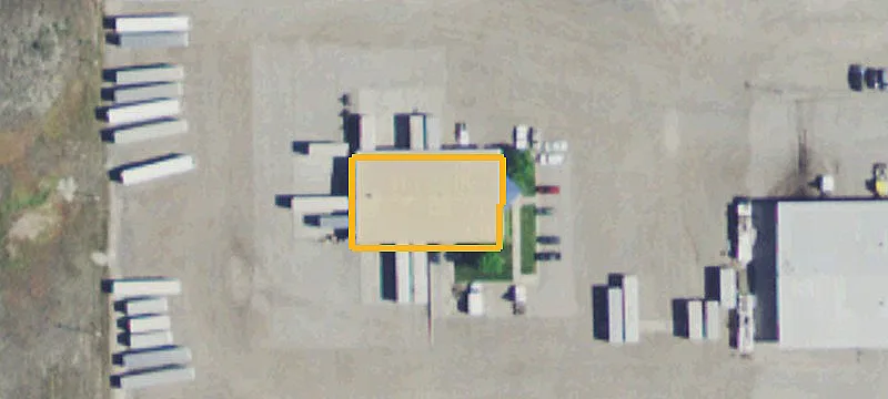 Distribution Center With Mezzanine