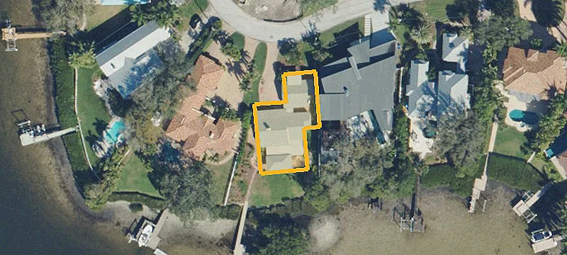 1026 MONTEREY BLVD NE, ST PETERSBURG, FL 33704