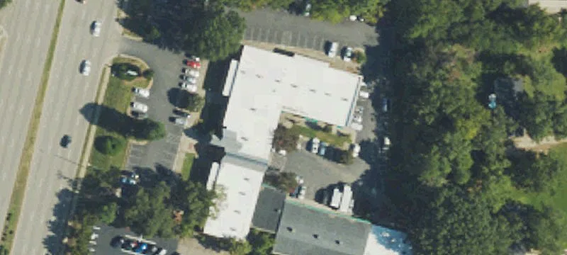 Flex Space Near Highway Split