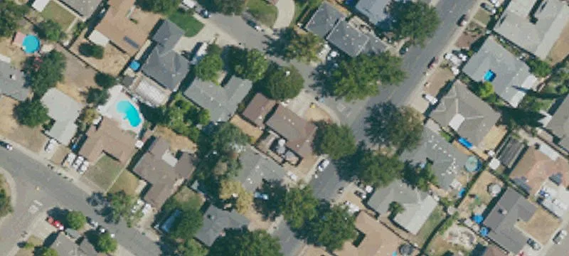 Three-Unit Triplex with Garages