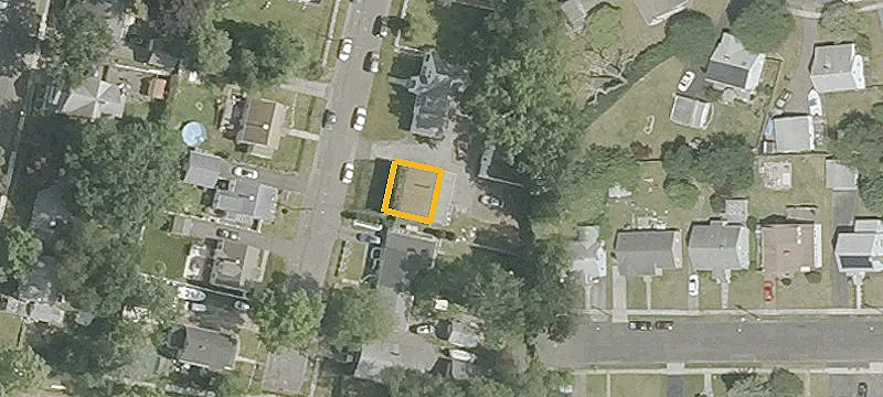 Two-Unit Duplex with Expansion Space