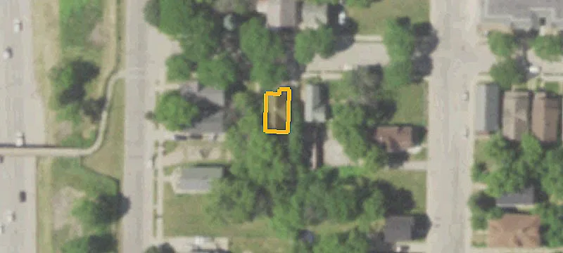 Duplex With Side Driveway